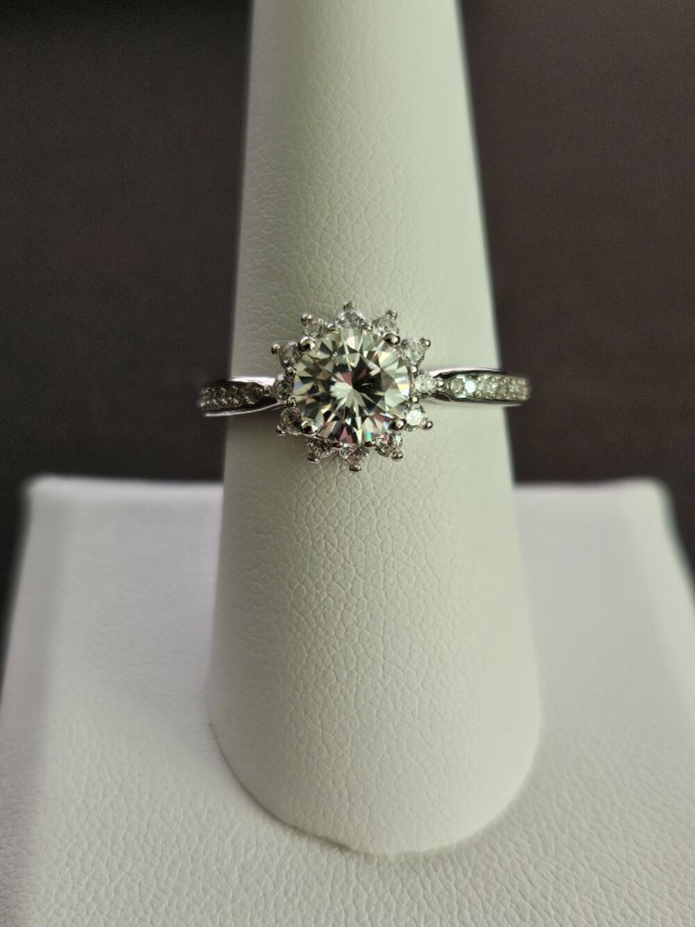 925 Silver 1CT 6.5mm Sunburst Moissanite Ring Size 8